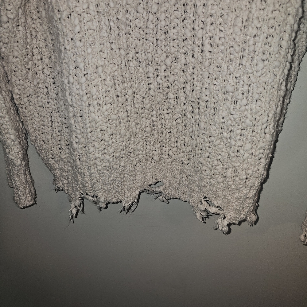 Miracle Distressed  Sweater - Picture 4 of 6